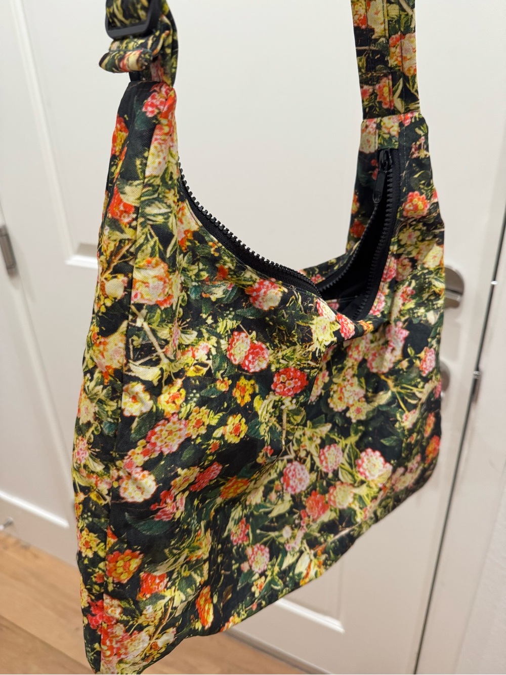 BAGGU Lantana Nylon Shoulder Bag - Picture 3 of 5